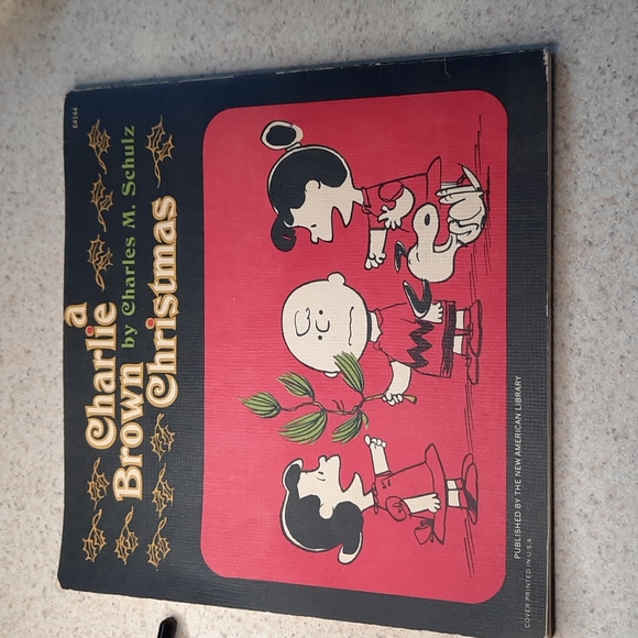 A charlie brown Christmas book - Picture 2 of 3